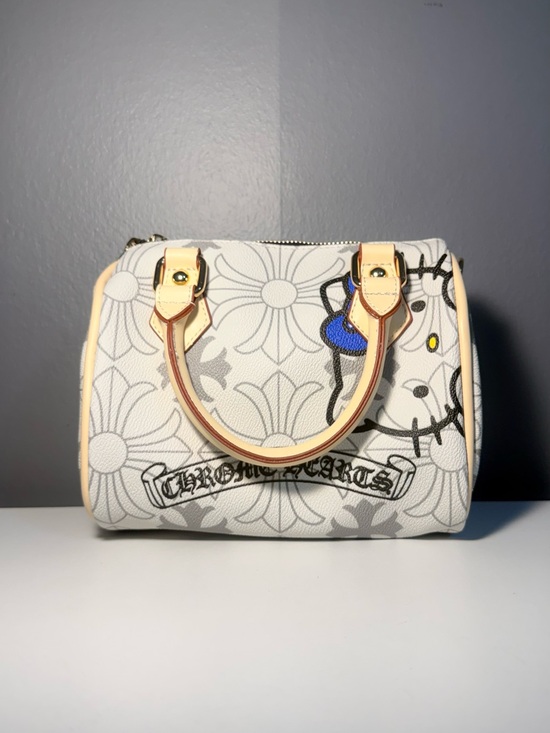 Handbags - Inspired White Floral Print Top-Handle Bag with Beige Trim